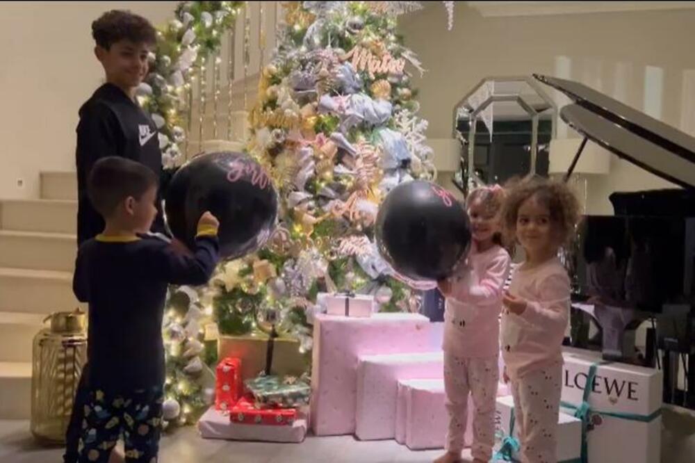 OTRIVEN POL BLIZANACA: Ronaldo u 2022. bogatiji za još dva ANĐELA! (VIDEO)