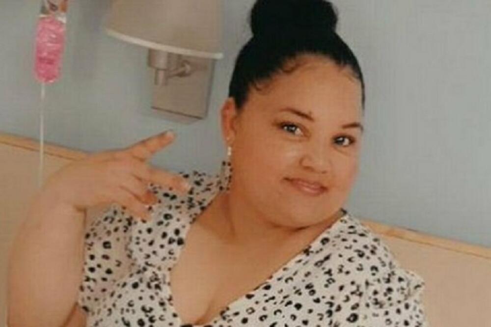 DANIJELA (38) ZASPALA SA ĆERKAMA U SOBI, A ONDA JE USLEDIO UŽAS: Kada su se devojčice probudile zatekle su HOROR