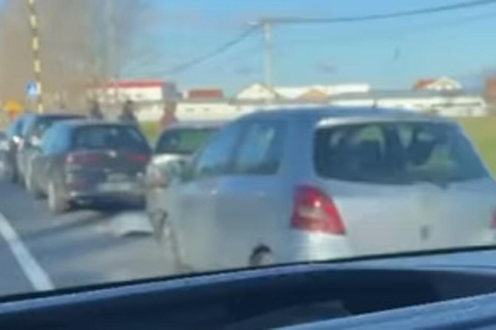 KARAMBOL NA BATAJNIČKOM PUTU! Sudarilo se 5 vozila (VIDEO)