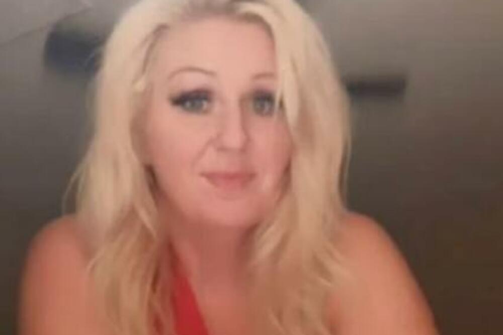 ŽENA ISPRIČALA KAKO JE ZADOVOLJAVALA MUŠKARCE, JEDNI JOJ APLAUDIRALI DRUGI OSUDILI: Tvrdi da bi je svaki poželeo!