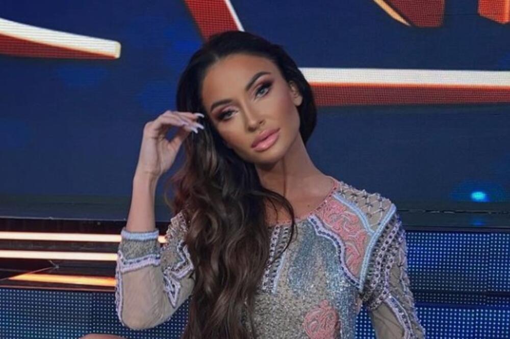 TRANSFORMACIJA KATARINE ŽIVKOVIĆ ĆE VAS ODUVATI: Luksuzna haljina i noge duže od Breninih, PRAVA BOMBA! (FOTO)