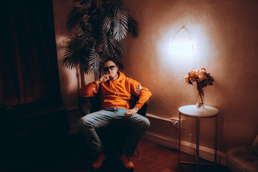 NOVA MLADA ZVEZDA NINSA: Pesma VANDAL ruši i postavlja nove muzicke granice!