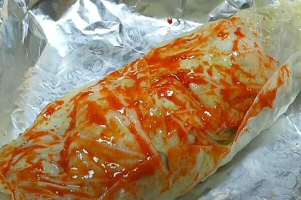 SRPSKA SARMA ROLAT! Pogledajte očaravajući recept (VIDEO)