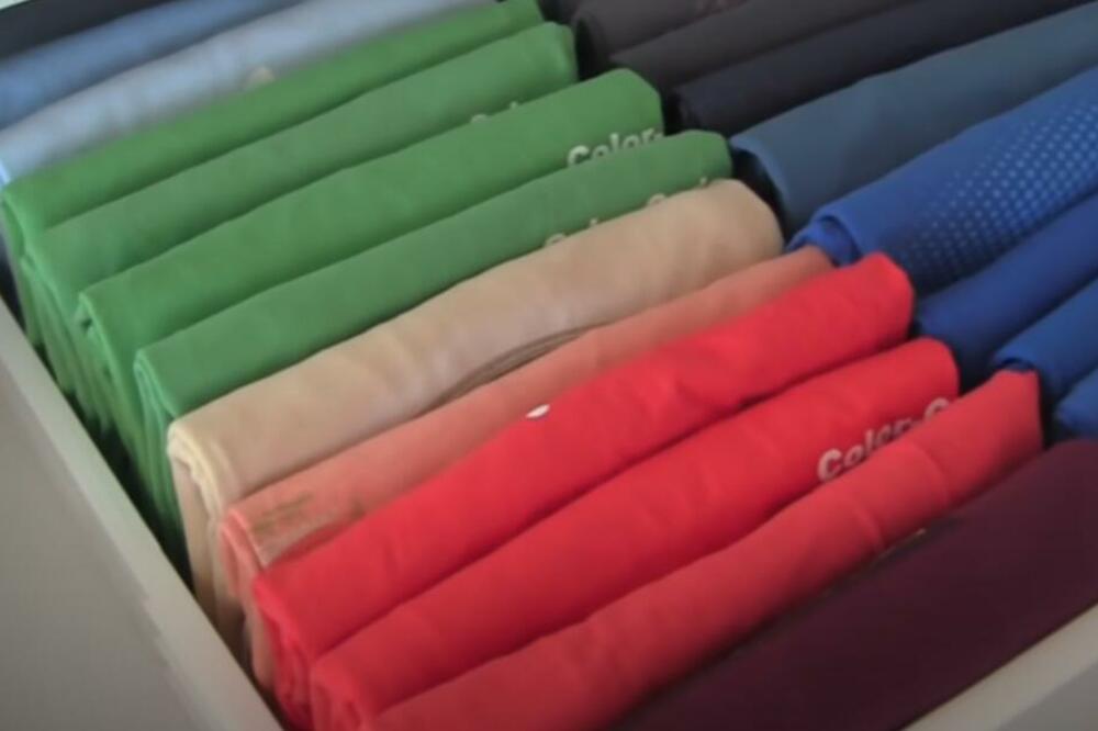 MAJICE VAM PADAJU DOK TRAŽITE IDEALNU? Ne brinite, samo ih poređajte na OVAJ NAČIN (VIDEO)