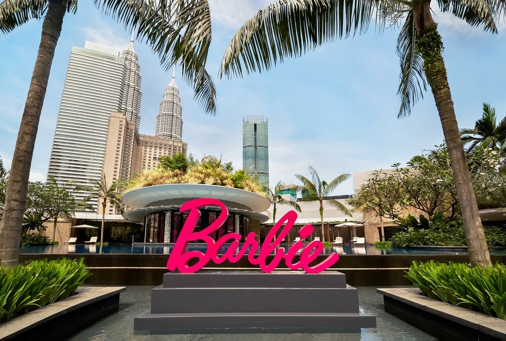 Ipak, slavu mu 'kvari' film 'Barbi' koji je izašao istog dana kada i ovo ostvarenje.