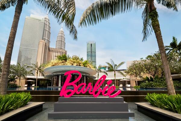 EGZOTIČNO PUTOVANJE U DETINJSTVO! San se pretvorio u JAVU, pogledajte neverovatan BARBI HOTEL (FOTO)