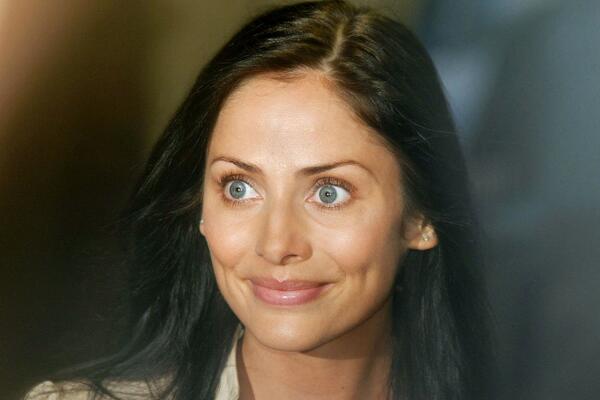 CEO SVET JE BIO OPČINJEN NJENOM LEPOTOM, PROSLAVILA SE HITOM "TORN": Danas ima 46 godina, lepa je kao BOGINJA! FOTO