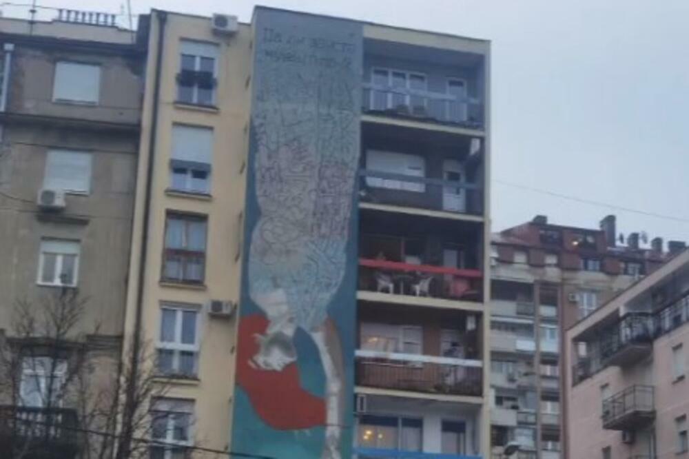 ČUJEŠ LI NAŠ PLAČ? Mural posvećen nestalim bebama otkriven u Ulici vojvode Dobrnjca
