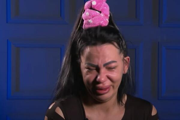 ŠOKIRALA JE PUBLIKU SVOJIM SKANDALOZNIM PONAŠANJEM: Da li je Ivana DOBRA ili LOŠA? (ANKETA)