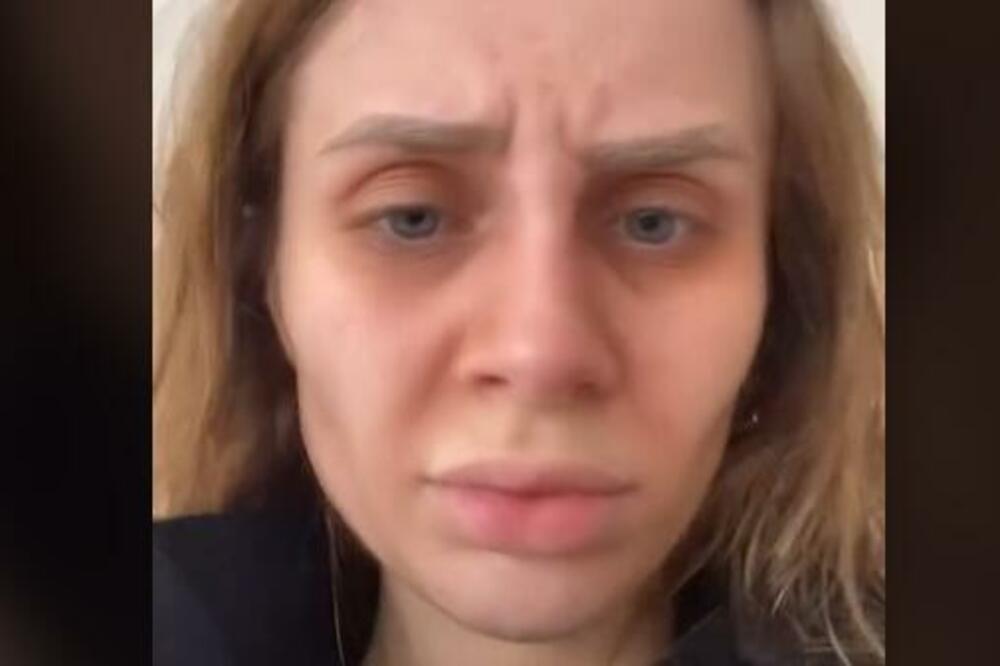 ŠTA RADI ŠMINKA, PROSTO NEVEROVATNO: Majka se OČAS POSLA "TRANSFORMISALA U ĆERKU"! (VIDEO)