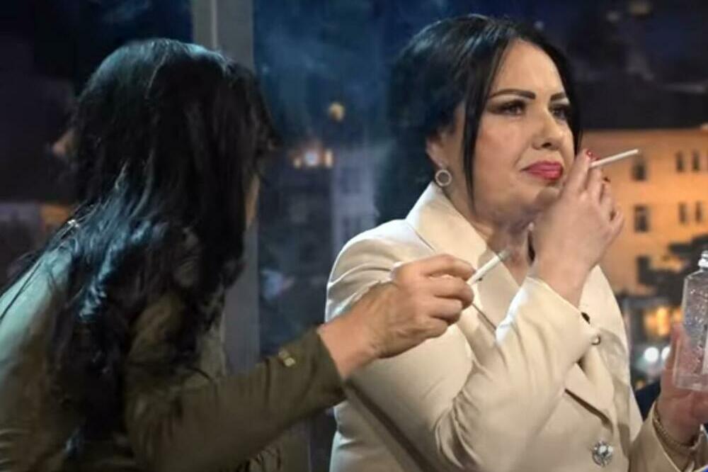 Za Zlatu rekla da je pijana urinirala po ulicama i psovala je, nacija ostala u šoku! Pevačica je sad dokrajčila