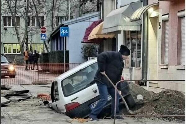 NAKON KAMIONA I AUTOMOBIL ZAVRŠIO U KRATERU NA PUTU! Sve se desilo u Dositejevoj ulici u Kraljevu