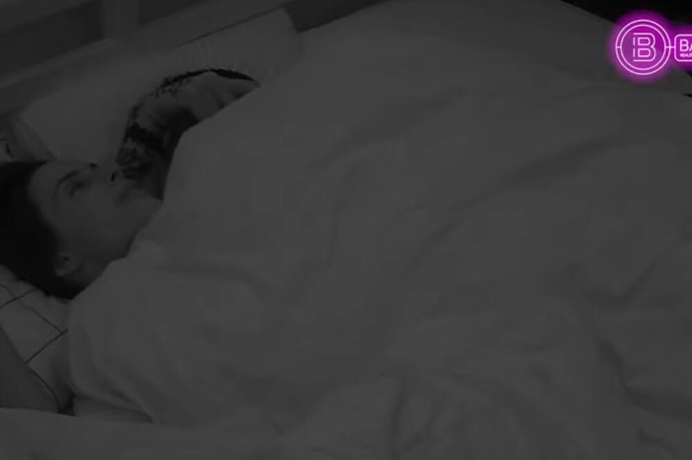 PODIVLJALE STRASTI, PALA VRELA AKCIJA: Ivan nije mogao da izdrži, Una se zagrejala, ISPRATITE VEČERAS NA KURIR TV!