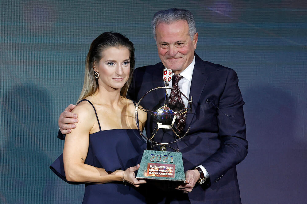 ČELSI KUPUJE U SRBIJI! Transfer karijere, FSS-ova zlatna lopta na "Stamford Bridžu" (FOTO)