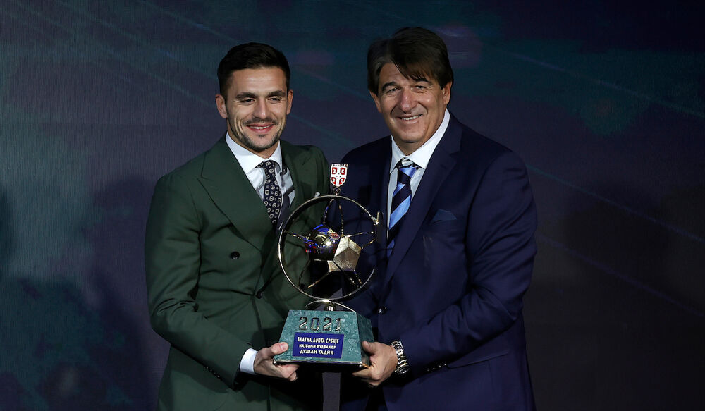 Dušan Tadić i Stevan Dika Stojanović na dodeli Zlatne lopte FSS 2021. godine