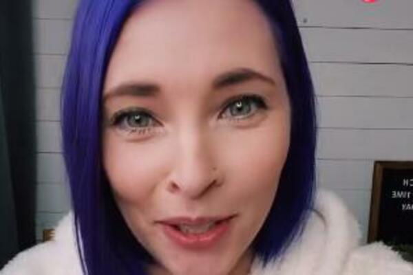 IMA (32) GODINE, A VRELU AKCIJU JE IMALA TEK ZA PRVU BRAČNU NOĆ: Držala je do 1 STVARI, pa je JAKO ZAŽALILA