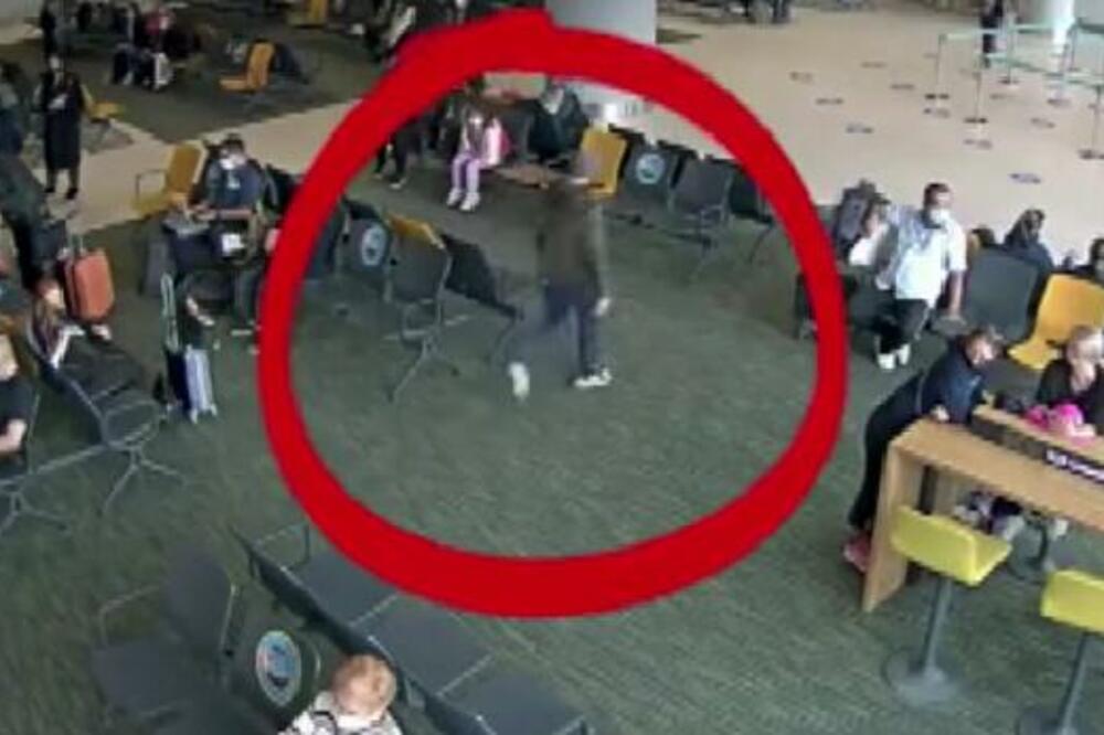 STEJT DEPARTMENT NEGIRAO DA JE UHAPŠENI U TURSKOJ NJIHOV DIPLOMATA! Pogledajte snimak sa aerodroma (VIDEO)