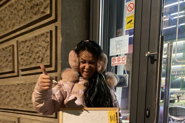 ŠTA SE DEŠAVA?! Ivana IZAŠLA IZ Bara sa sve tablom u rukama: NE PROGOVARA NI REČ, a OVO PIŠE! (FOTO)