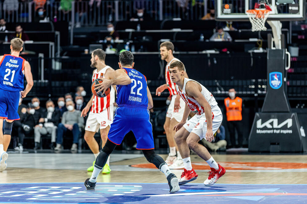 NEVIĐENA KRAĐA: Jovica Antonić smatra da je Zvezda imala očajan kriterijum suđenja protiv Efesa