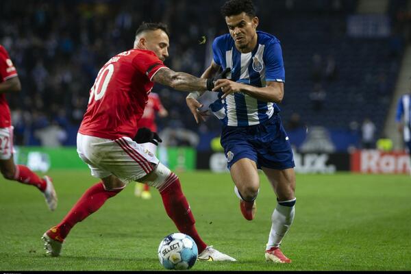 PORTO RUTINSKI SAVLADAO BENFIKU U DERBIJU: Domaći slavili na "Dragau"za četvrtfinale portugalskog Kupa!