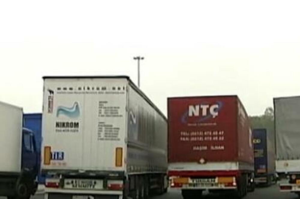 KILOMETARSKE KOLONE NA GRANICI: Vijetnam traži od Kine da ublaži mere