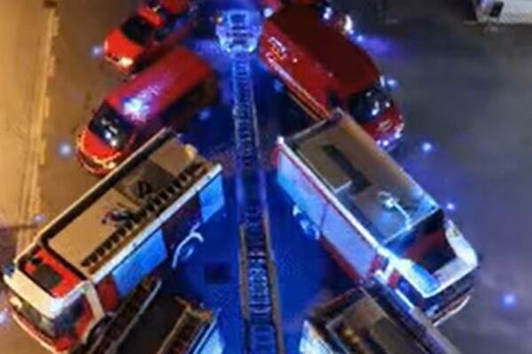 POŽAR U POZNATOM BEOGRADSKOM HOTELU: Goreo STRUJOMER, vatrogasci odmah izašli na LICE MESTA!