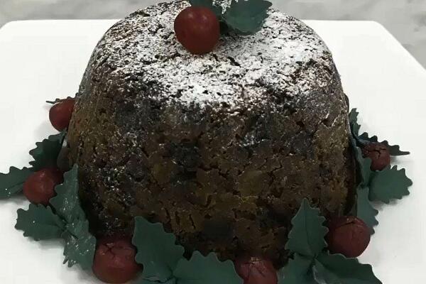 RECEPT ZA KOLAČ KRALJICE ELIZABETE: Vodite računa oko vremena u kom ga SPREMATE (RECEPT)