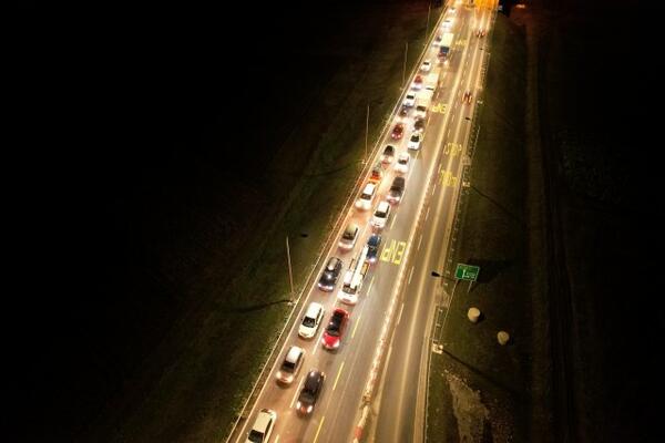 KOLAPS NA AUTO-PUTU MILOŠ VELIKI! Formirala se kilometarska kolona, vozači nervozni (FOTO)