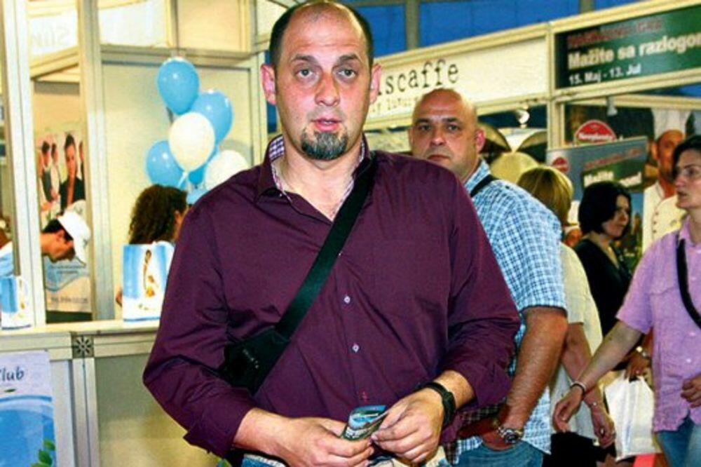 POTRESNA ISPOVEST "PAKLENOG KUVARA"! Postao je SAMOHRANI OTAC TROJE DECE, a onda se desio NEOČEKIVANI PREOKRET