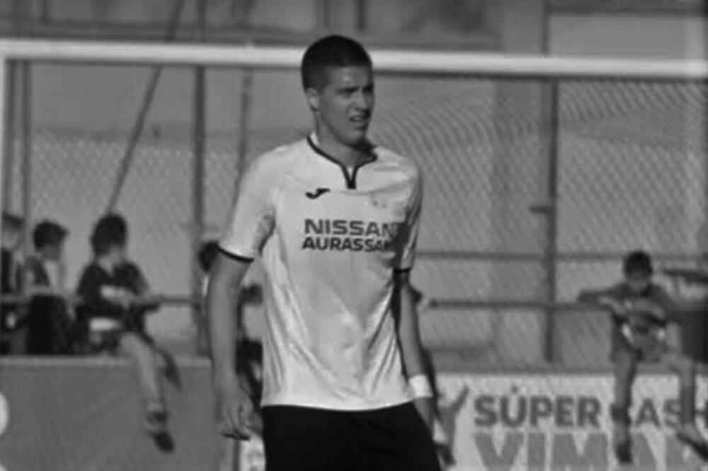 BIO JE PREPOZNATLJIV PO OSMEHU: Nemanja je igrao za Vojvodinu, a pokušao je da se dokaže i u Španiji