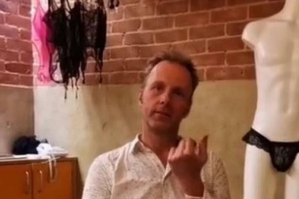 MNOGIMA JE NJEGOV BIZNIS OGAVAN, A ON ZGRĆE PARE: Automehaničar napraviju liniju SE*SI VEŠA... ZA MUŠKARCE!