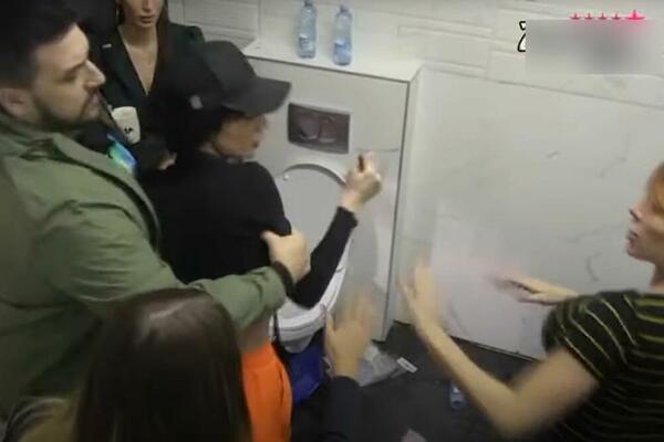 TARA SIMOV KRVNIČKI ŠUTIRALA IRMU! Sledi joj DISKVALIFIKACIJA ili nebrojeni oproštaj?! (VIDEO)