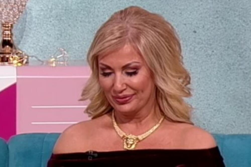 ELMA SINANOVIĆ NAPISALA PRETUŽNU ČESTITIKU POKOJNOM SUPRUGU: "Dragi moj..."