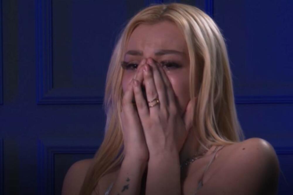 MAJA RASPLAKALA CEO BALKAN SVOJIM POTRESNIM REČIMA: Oseća da je NIKO NE VOLI, obratila se i PORODICI!