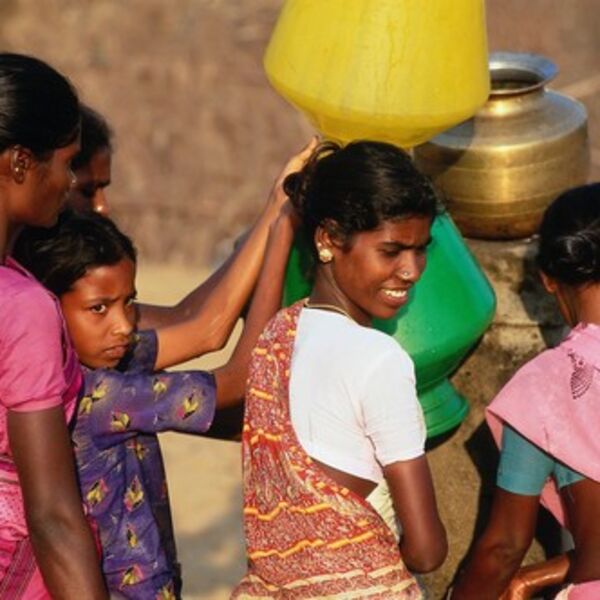 OVA ZEMLJA "GORI" NA PREKO 40 STEPENI: Ekstremna VRUĆINA preti ljudskim ŽIVOTIMA, a najgore tek sledi (VIDEO)