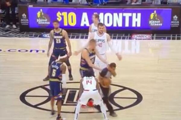 POTEZ JOKIĆA POSTAO HIT NA TVITERU: "TVERKOVAO" za vreme podbacivanja lopte, sudija NIJE USPEO da se SUZDRŽI! VIDEO