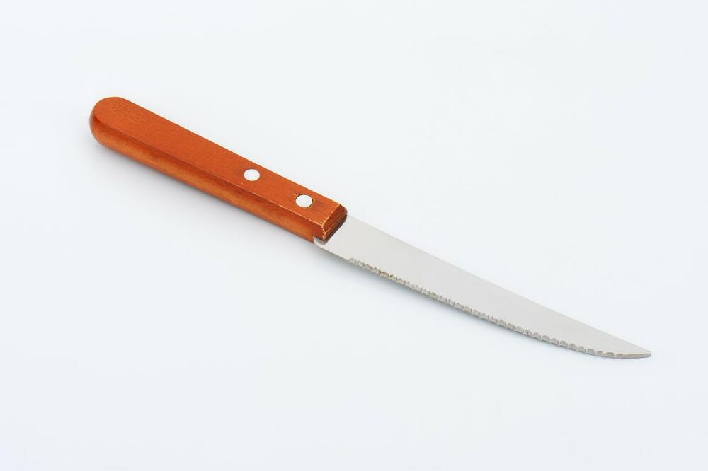 SVI PRAVITE JEDNU VELIKU GREŠKU I ZBOG TOGA VAM NOŽEVI BRZO BUDU TUPI: Samo na ovaj način će UVEK BITI OŠTRI