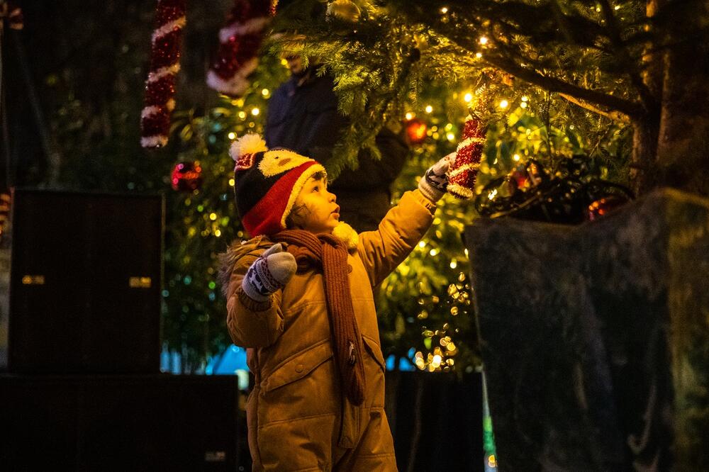 BALKANIKA, HITOVI 90-ih, DRUŽENJE S MINI MAUS… Dođite u subotu na Starogradsku zimu, čekaju vas brojna iznenađenja!