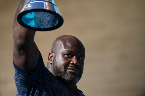 O'NIL POSLAO JASNU PORUKU: Ja sam NAJDOMINANTNIJI igrač u ISTORIJI košarke!