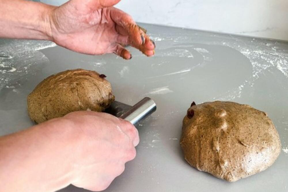 DOMAĆICA PODELILA RECEPT ZA NAJUKUSNIJI INTEGRALNI HLEB: Ovo će vam prijati uz DORUČAK, lako se vari