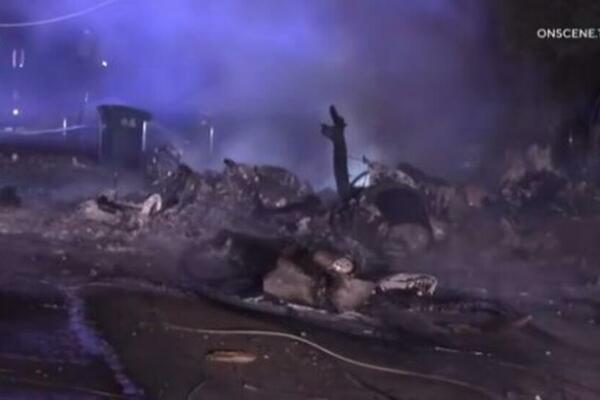 TRAGIČAN ISHOD AVIONSKE NESREĆE U AMERICI! Nema PREŽIVELIH, letelica oštetila DALEKOVODE