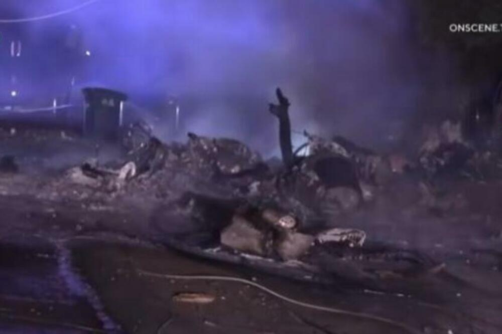 TRAGIČAN ISHOD AVIONSKE NESREĆE U AMERICI! Nema PREŽIVELIH, letelica oštetila DALEKOVODE