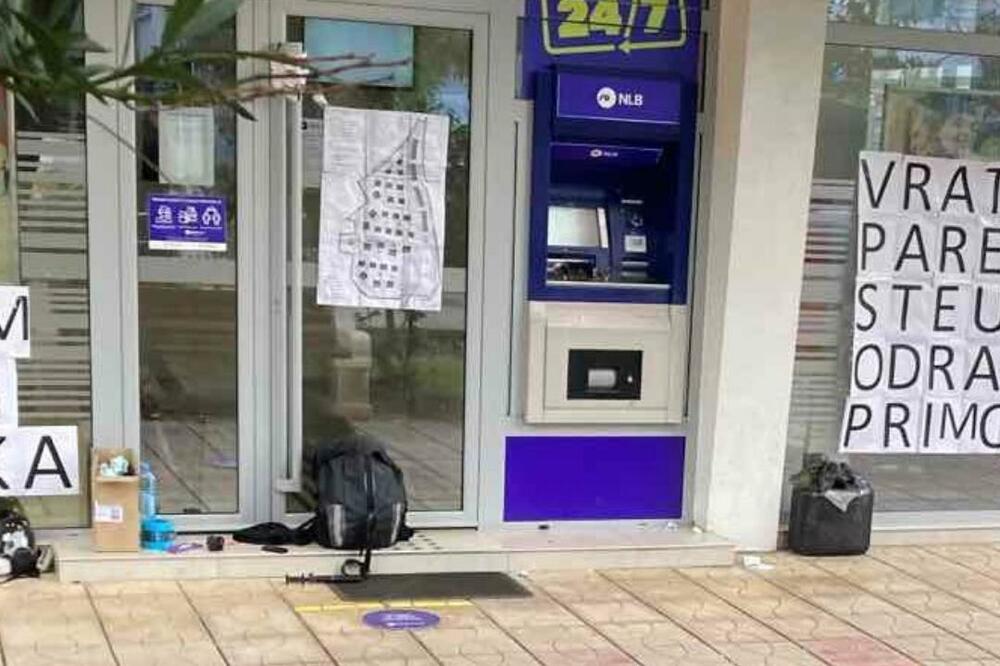 PRVA FOTOGRAFIJA IZ BARA NAKON SEDMOČASOVNE KRIZE! Edin se predao nakon pregovora sa Abazovićem (FOTO)