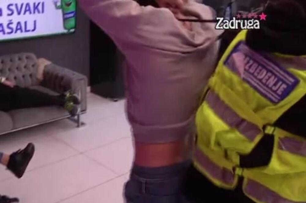 UČESNIK OTKRIO KOJA ZADRUGARKA JE PROSTITUTKA: Nakon tvrdnji ona je FIZIČKI NASRNULA na njega!