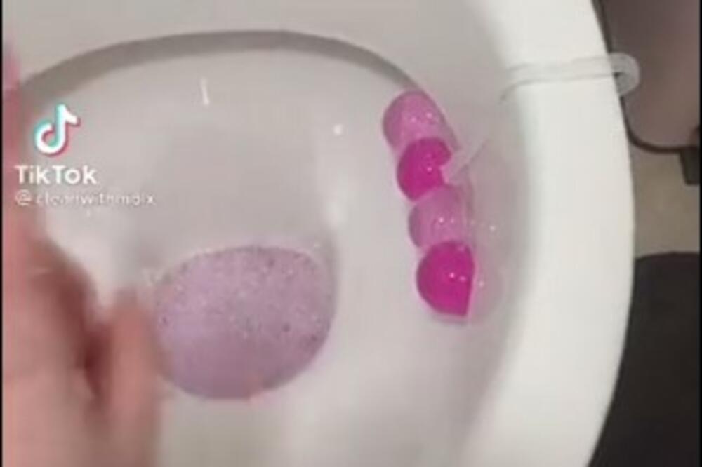 CEO ŽIVOT STE POGREŠNO RADILI: Osveživač WC šolje se ZAPRAVO stavlja OVAKO, ŠOKIRAĆETE SE! (VIDEO)