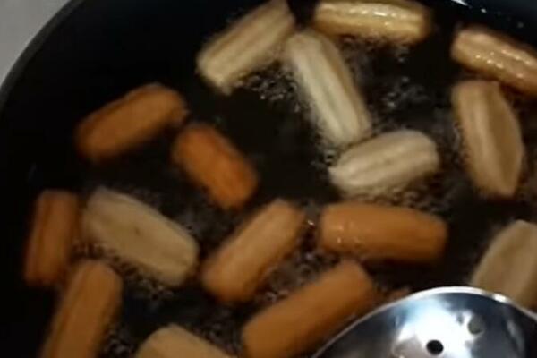 RECEPT ZA NAJUKUSNIJE TULUMBE: Uspeva čak i POČETNICIMA, ukus će vas OČARATI