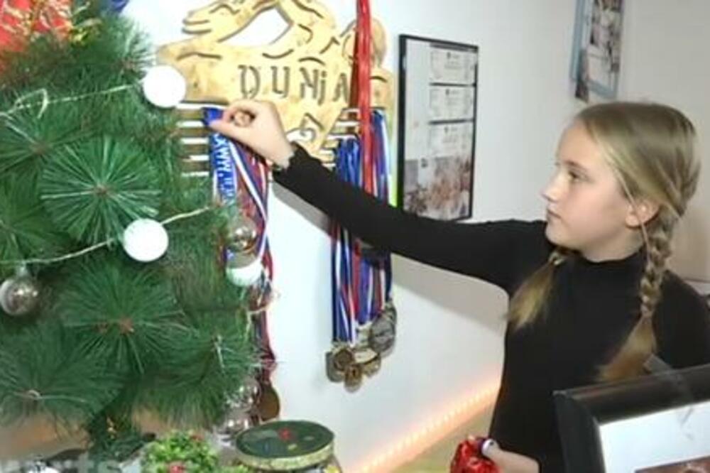 DUNJA JE OSVOJILA 42 MEDALJE, A TEK JOJ JE 11 GODINA: Svakog dana prelazi 100 kilometara kako bi trenirala! FOTO