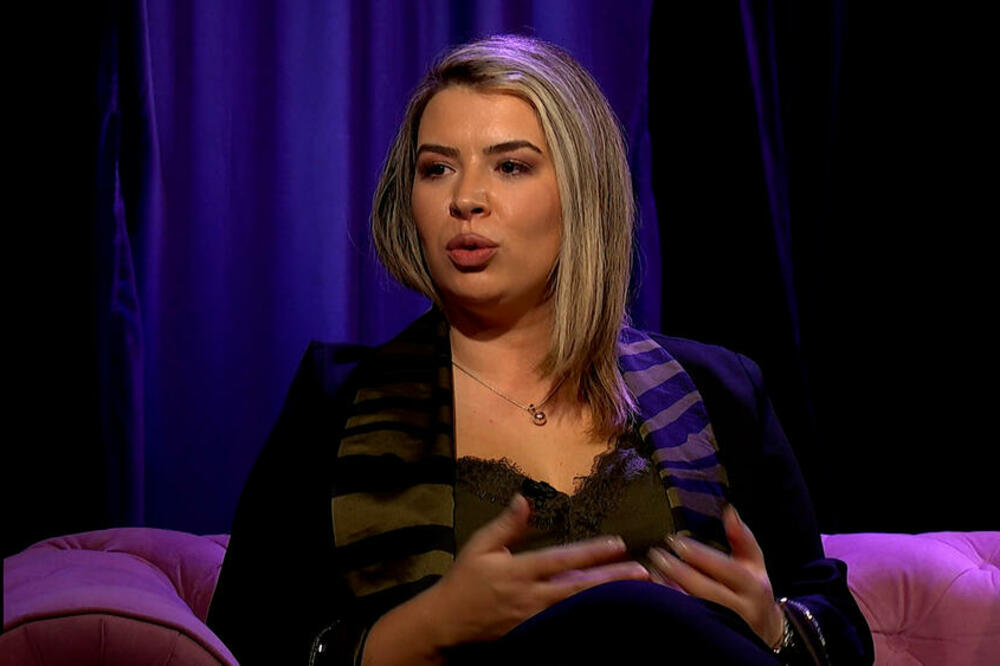 EVO KO NE MOŽE BEZ INTIMNIH ODNOSA: RASKRINKALA JOŠ JEDNU VRELU AKCIJU!