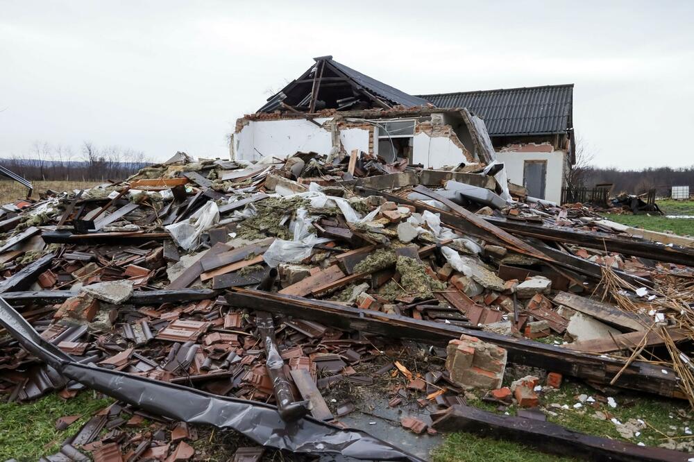 GODINU DANA OD RAZORNOG ZEMLJOTRESA U PETRINJI: Ovo je NAJPOTRESNIJA scena koja je obišla ceo SVET! (FOTO/VIDEO)