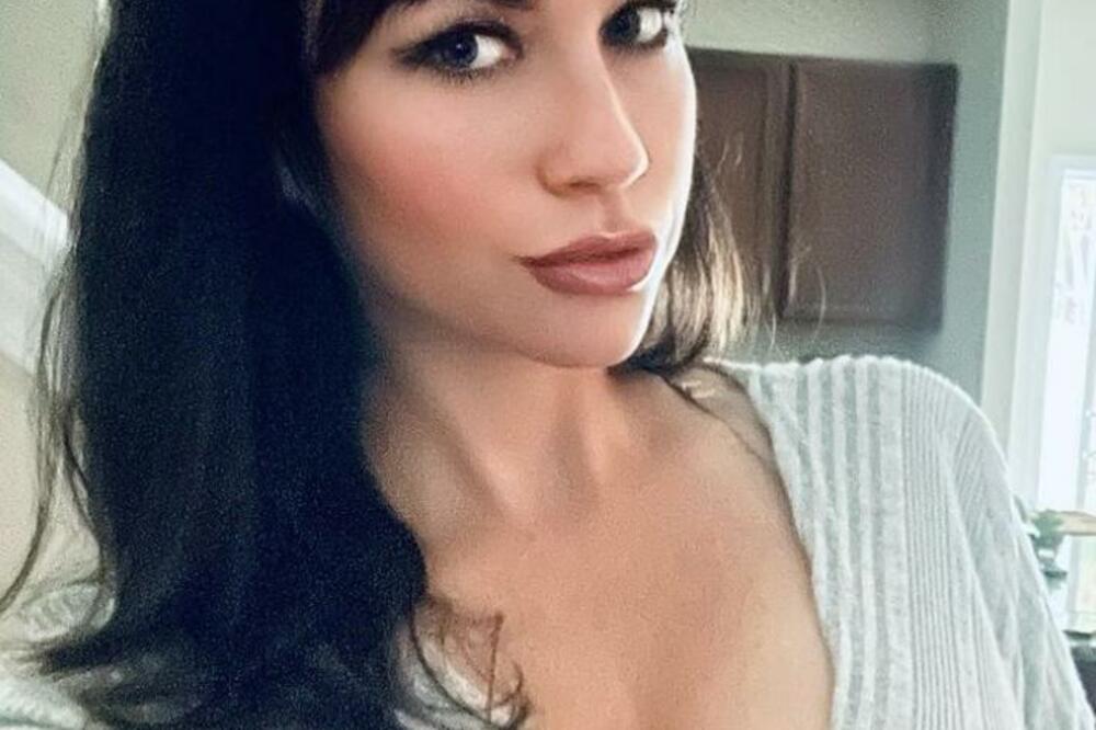 MANEKENKA FRAPIRALA IZJAVOM, OSTAĆETE BEZ TEKSTA, PAZITE SAMO: Pa, da li je MOGUĆE?! (FOTO)